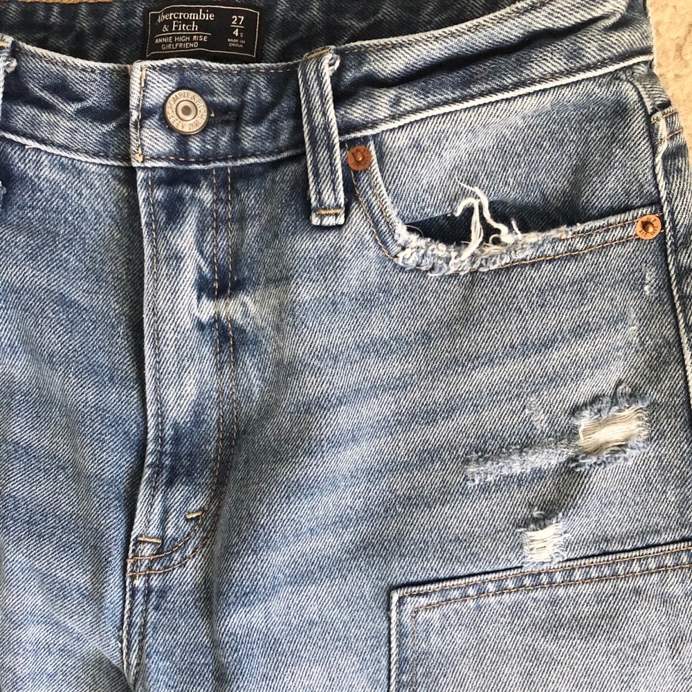Abercrombie & Fitch Ripped High-Rise Jeans